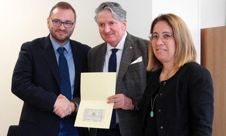 Tolentino, donata al Comune un'antica banconota della Repubblica Romana Tolentino, donata al Comune un'antica banconota della Repubblica Romana