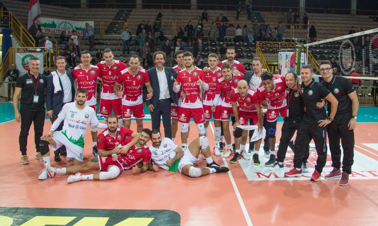 Menghi Macerata, prima vittoria alla Marpel Arena: 3 a 1 contro Palmi Menghi Macerata, prima vittoria alla Marpel Arena: 3 a 1 contro Palmi