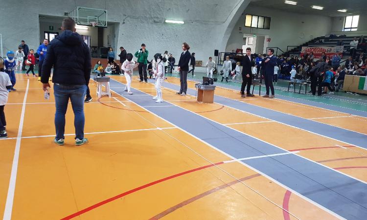 La Macerata Scherma in evidenza nella gara regionale per bambini fino a 10 anni a Fabriano