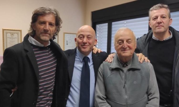 Camerino, tre nuovi collaboratori a titolo gratuito nello staff del sindaco Camerino, tre nuovi collaboratori a titolo gratuito nello staff del sindaco