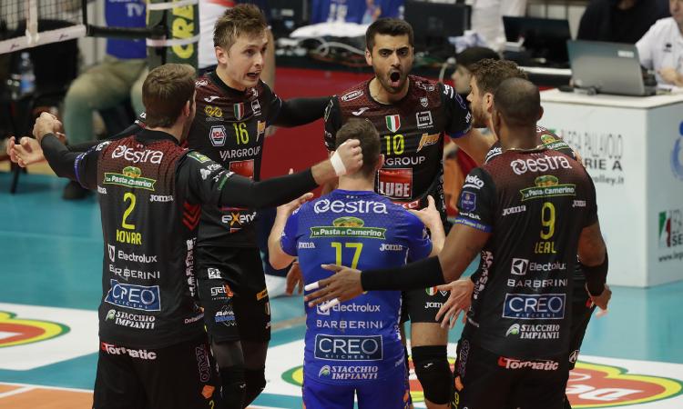 La Lube non si ferma, contro Ravenna soffre ma vince al tie-break (FOTO)