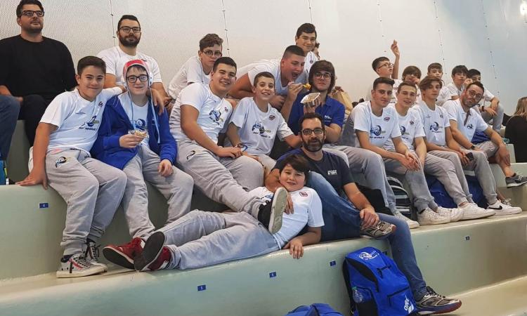 I giovani del Blugallery Team San Severino al cospetto dei campioni della pallanuoto a Bologna I giovani del Blugallery Team San Severino al cospetto dei campioni della pallanuoto a Bologna