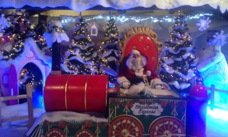Tolentino, ritorna il Castello incantato di Babbo Natale Tolentino, ritorna il Castello incantato di Babbo Natale
