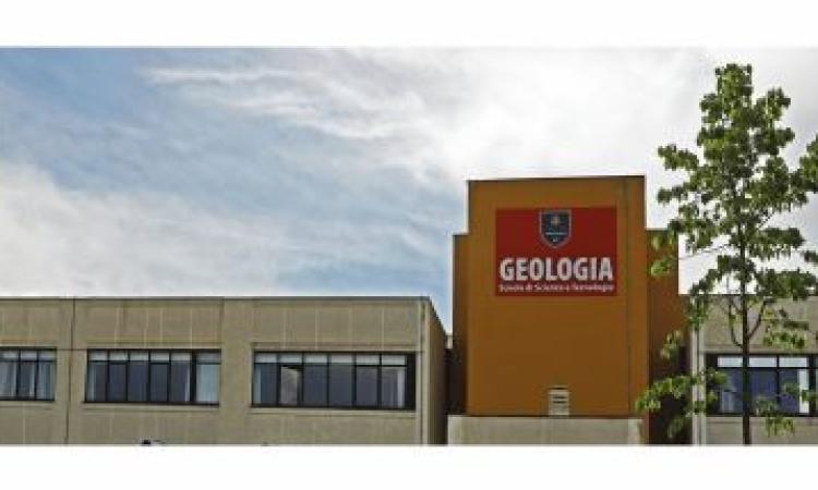 Mercoledì 11 taglio del nastro per la nuova sede INGV all'Università di Camerino Mercoledì 11 taglio del nastro per la nuova sede INGV all'Università di Camerino
