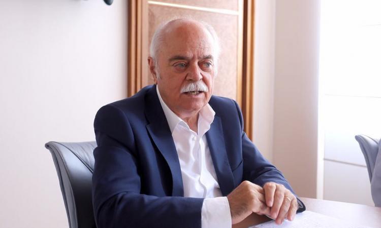 Pettinari scrive una lettera a Conte: "Il decreto sisma blocca il lavoro fatto sino ad oggi" Pettinari scrive una lettera a Conte: "Il decreto sisma blocca il lavoro fatto sino ad oggi"