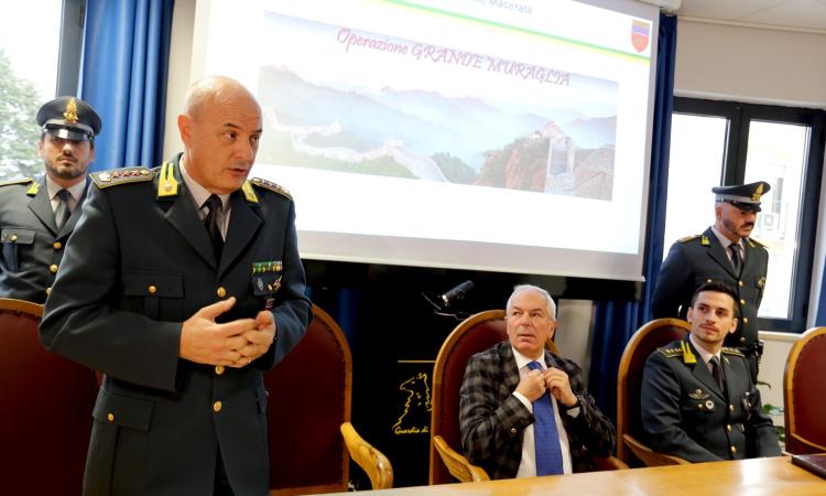 Maxi frode fiscale, 11 milioni di sequestri preventivi (VIDEO) Maxi frode fiscale, 11 milioni di sequestri preventivi (VIDEO)