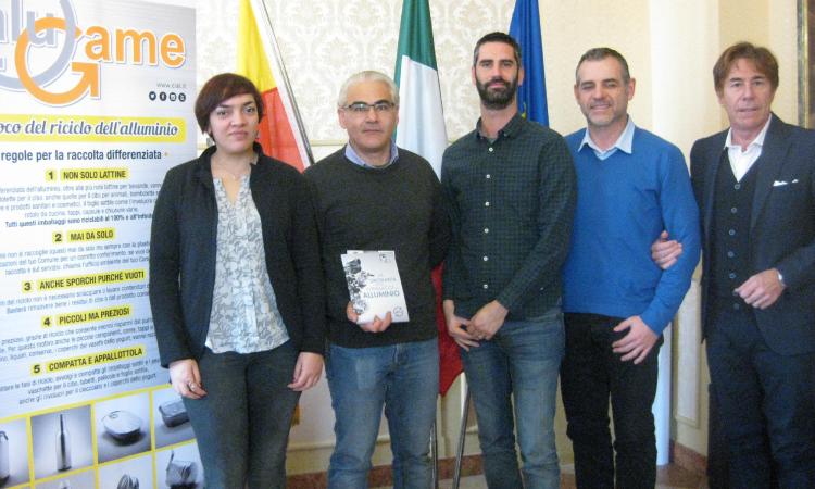 Gli studenti dell'Alugame a Civitanova per la finalissima regionale Gli studenti dell'Alugame a Civitanova per la finalissima regionale