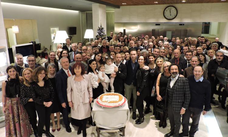 Oltre 200 persone alla cena natalizia Fisiomed: numeri in crescita e nuovo progetto in vista per il 2020 Oltre 200 persone alla cena natalizia Fisiomed: numeri in crescita e nuovo progetto in vista per il 2020