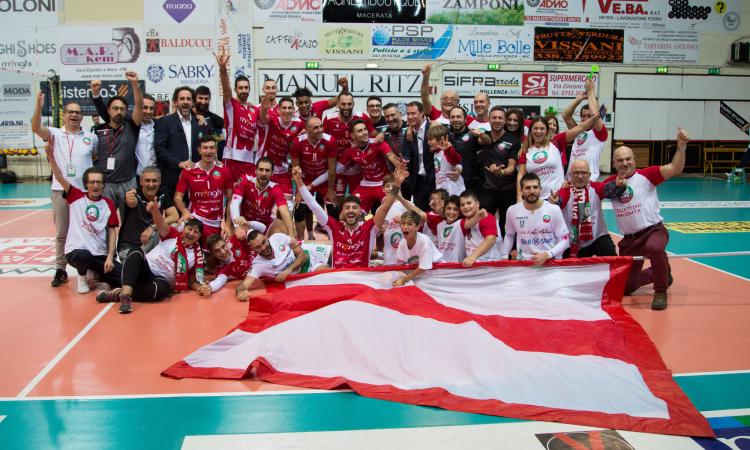 Rizo incontenibile, la Menghi Macerata si impone 3 a 0 su Corigliano