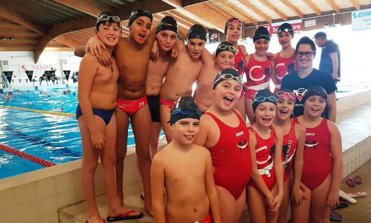 Dicembre ricco di soddisfazioni per il Centro Nuoto Macerata: i Master brillano a Riccione (FOTO)