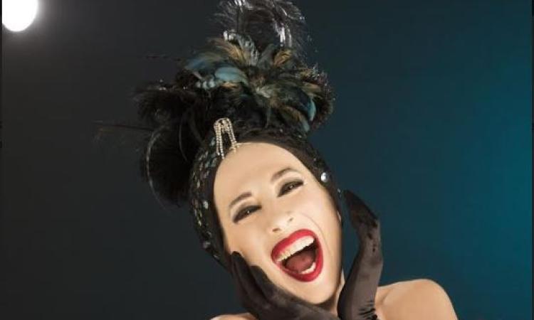 Veronica Pivetti al Vaccaj di Tolentino con Viktor Und Viktoria Veronica Pivetti al Vaccaj di Tolentino con Viktor Und Viktoria