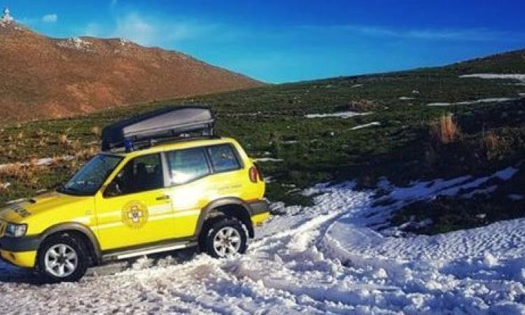 Bloccati su un salto di roccia: recuperati due escursionisti con il loro cane (FOTO) Bloccati su un salto di roccia: recuperati due escursionisti con il loro cane (FOTO)