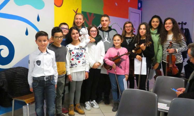 Macerata,"Musicisti natalizi": la terza edizione al reparto Radioterapia dell'Ospedale Macerata,"Musicisti natalizi": la terza edizione al reparto Radioterapia dell'Ospedale