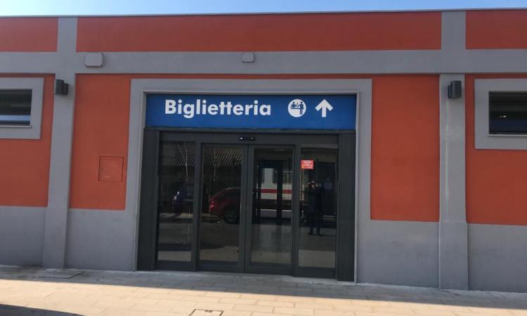 Civitanova, macchinista aggredito in stazione. Il sindacato: "Segnalato il rischio sicurezza, nulla è stato fatto"