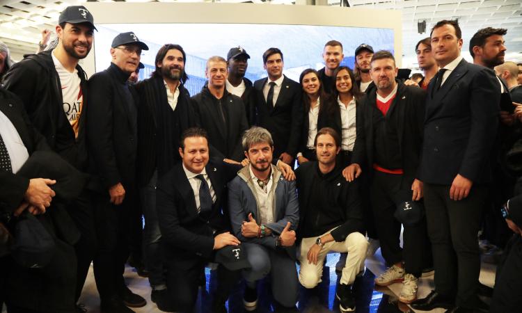 Tombolini celebra la partnership con l'As Roma al Pitti Uomo (FOTO) Tombolini celebra la partnership con l'As Roma al Pitti Uomo (FOTO)