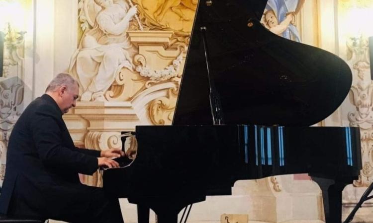 Tolentino, Master Piano Festival al Politeama: in concerto Piero Di Egidio Tolentino, Master Piano Festival al Politeama: in concerto Piero Di Egidio