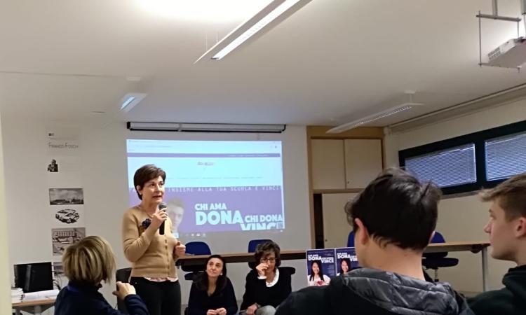 A scuola di solidarietà: Donaction fa tappa a Recanati A scuola di solidarietà: Donaction fa tappa a Recanati