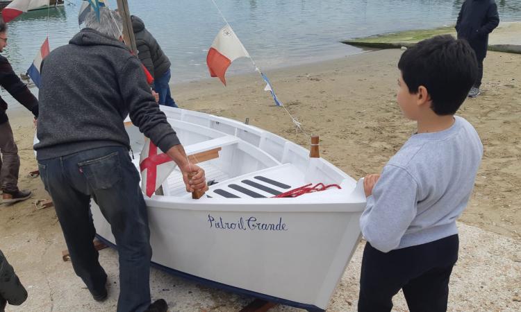A remi attraverso l'Adriatico per chiedere un Museo del Mare a Civitanova Marche (FOTO)
