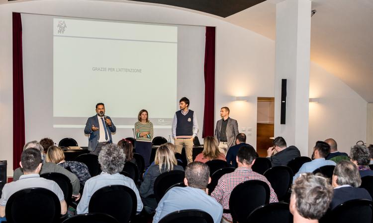 Cosmob e ICA presentano le innovazioni nel mondo delle vernici Cosmob e ICA presentano le innovazioni nel mondo delle vernici