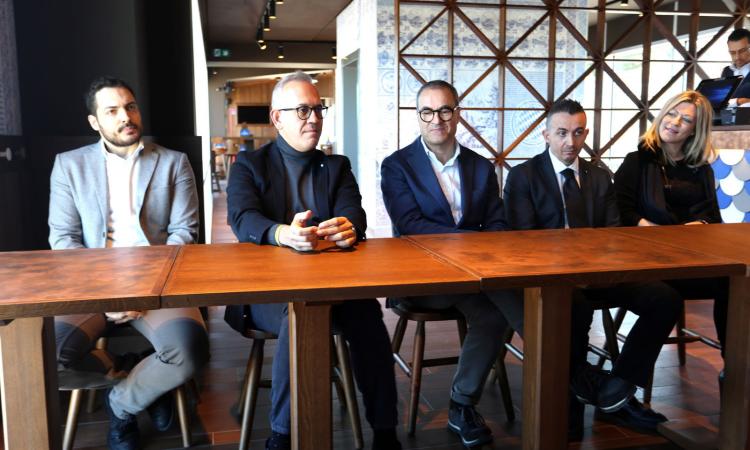 La Baviera a Civitanova: taglio del nastro per Löwengrube, l'originale ristorante birreria di Monaco (FOTO)