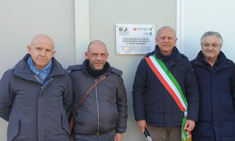 Caldarola, inaugurati i nuovi spogliatoi del campo polivalente "Nicolò Ceselli"