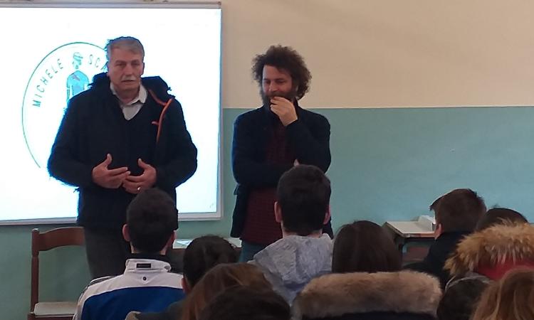 Cingoli, la Fondazione Michele Scarponi ha incontrato gli studenti dell'istituto alberghiero "G.Varnelli"
