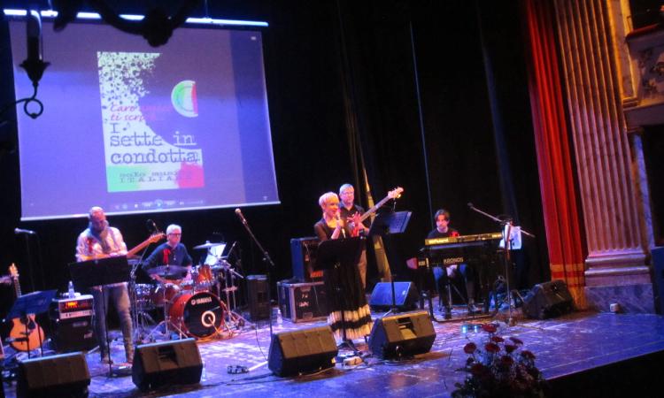 Treia,  un successo lo spettacolo benefico "Caro amico ti scrivo"