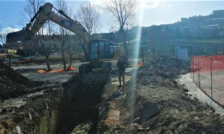 Camerino, nuova scuola "Betti": avviate le indagini archeologiche sull'area Camerino, nuova scuola "Betti": avviate le indagini archeologiche sull'area