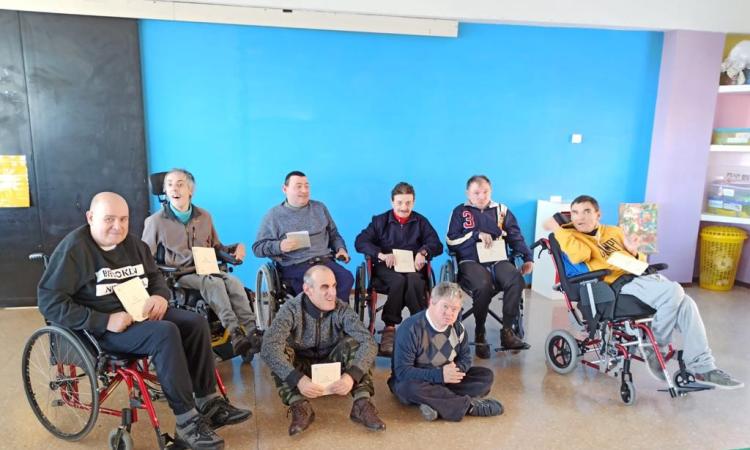Recanati, un libro di testimonianze dei ragazzi del Centro riabilitativo "L'infinito"