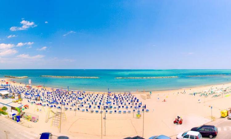 Civitanova, inizio della stagione turistica 2020, la nuova presidente Abat Mara Petrelli: "C'è da creare gruppo"