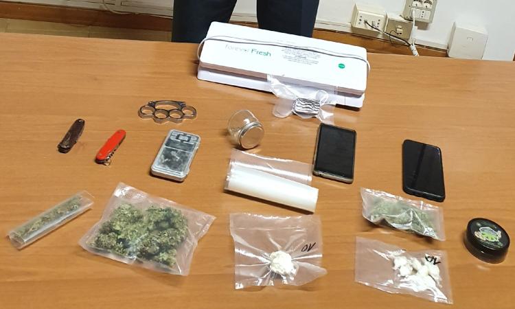 Civitanova, operazione antidroga della Guardia di Finanza: 35enne ai domiciliari Civitanova, operazione antidroga della Guardia di Finanza: 35enne ai domiciliari