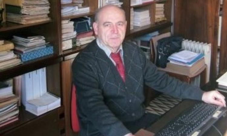 "I lupi nel Sanseverinate": nuovo saggio dello storico Raoul Paciaroni "I lupi nel Sanseverinate": nuovo saggio dello storico Raoul Paciaroni