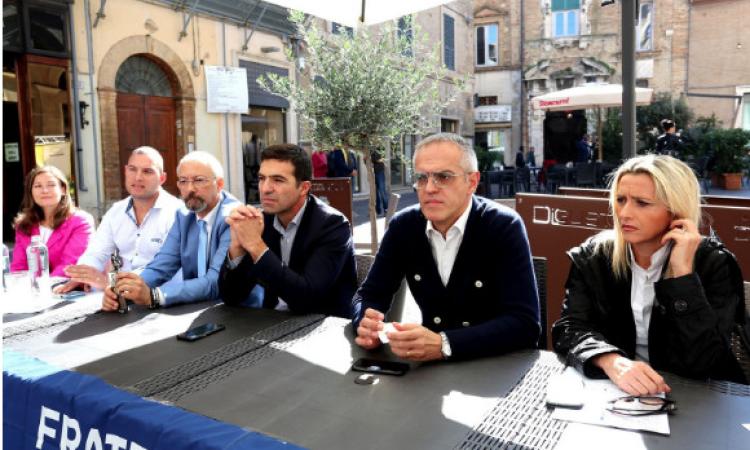 Regionali, Fratelli d'Italia: "La candidatura di Acquaroli non ha nulla a che vedere con Macerata" Regionali, Fratelli d'Italia: "La candidatura di Acquaroli non ha nulla a che vedere con Macerata"