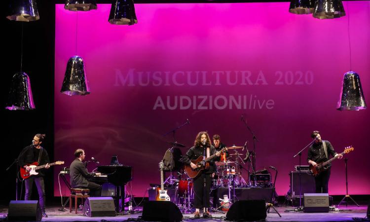 Macerata, battute finali delle audizioni di Musicultura: ULULA & LaForesta vince il Premio della giuria, i The Vito Movement il Premio del pubblico Macerata, battute finali delle audizioni di Musicultura: ULULA & LaForesta vince il Premio della giuria, i The Vito Movement il Premio del pubblico