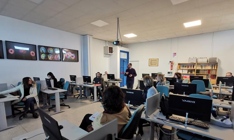 Macerata,didattica a distanza: il liceo Leopardi si attiva
