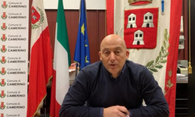 L'ospedale di Camerino centro per la cura del coronavirus. Il sindaco: "Scelta presa senza consultarci" (VIDEO) L'ospedale di Camerino centro per la cura del coronavirus. Il sindaco: "Scelta presa senza consultarci" (VIDEO)
