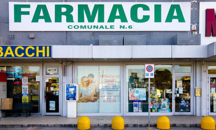 Civitanova, farmacie comunali aperte solo con servizio a battenti chiusi: gli orari Civitanova, farmacie comunali aperte solo con servizio a battenti chiusi: gli orari
