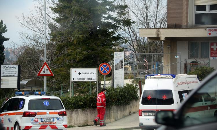 Coronavirus, scende sotto i 200 il numero totale dei ricoverati: 5 nuovi casi nel Maceratese