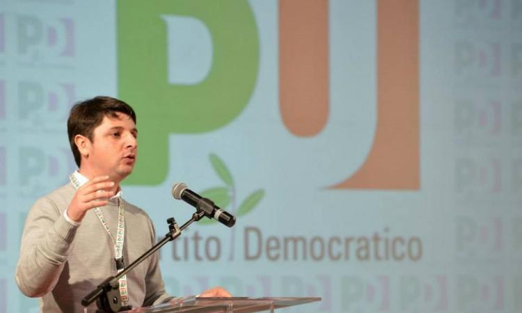 Regionali, Gostoli (Pd): "Centrosinistra compatto, il nostro candidato è Mangialardi" Regionali, Gostoli (Pd): "Centrosinistra compatto, il nostro candidato è Mangialardi"