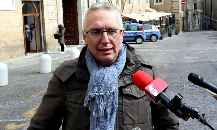 Coronavirus, Ceriscioli firma l'ordinanza: chiusi parchi e spiagge, stop alle passeggiate (VIDEO)