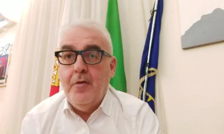 "A Macerata ci sono 54 positivi, ma il dato è stabile": lo comunica il sindaco "A Macerata ci sono 54 positivi, ma il dato è stabile": lo comunica il sindaco