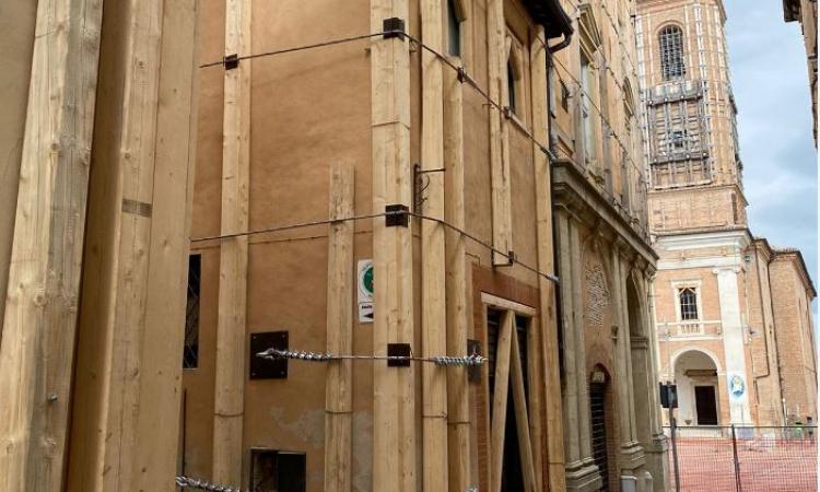 Camerino, ricostruzione post-sisma: liquidati 230mila euro per la progettazione degli interventi Camerino, ricostruzione post-sisma: liquidati 230mila euro per la progettazione degli interventi