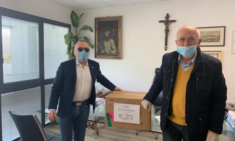 La Pro Loco di Macerata dona 1000 mascherine all'Area Vasta