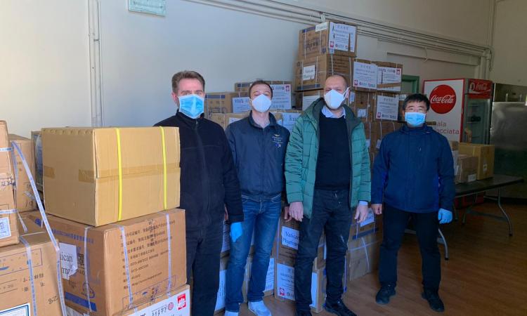 Diocesi di Macerata, dalla Cina in arrivo un carico di materiale sanitario per Ospedali ed altre strutture (FOTO)