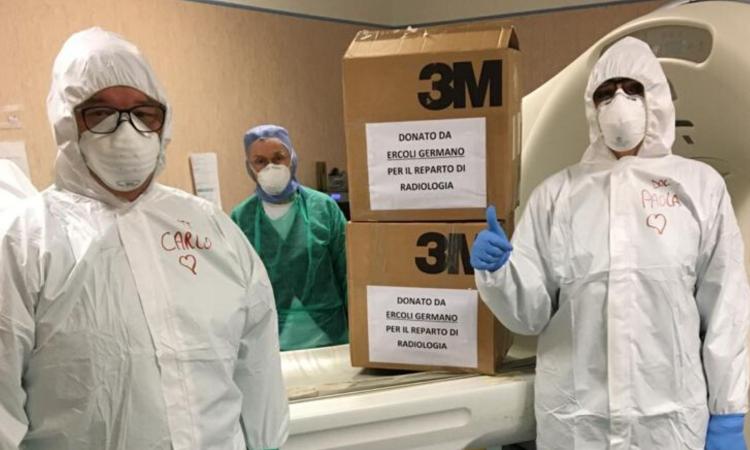 Civitanova, l'imprenditore Germano Ercoli regala 500 mascherine al reparto di radiologia (FOTO)