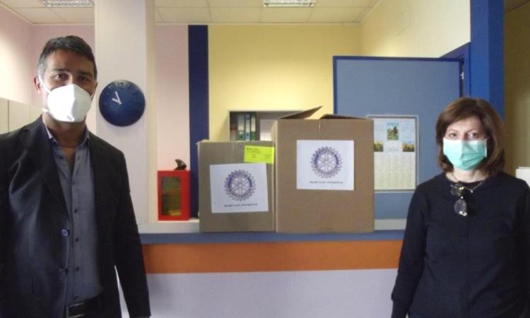 Civitanova,la solidarietà del Rotary Club: donate 400 mascherine all’Asp Paolo Ricci Civitanova,la solidarietà del Rotary Club: donate 400 mascherine all’Asp Paolo Ricci
