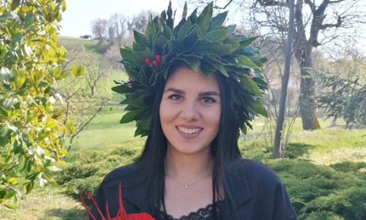 San Severino, seduta di laurea ai tempi del Covid-19: Chantal diventa dottoressa in "scienze della comunicazione d’impresa"