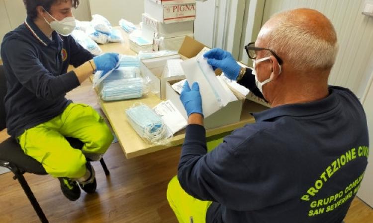 San Severino, Comune e Protezione Civile al lavoro per distribuire mascherine alle famiglie settempedane