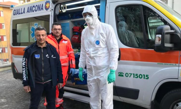 Anpas Marche, volontari osannati come “eroi” ma esclusi dai trasporti sanitari degli Ospedali Riuniti di Ancona