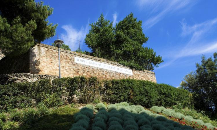 Recanati, dal 4 maggio riapriranno i parchi pubblici, compreso il Colle dell'Infinito